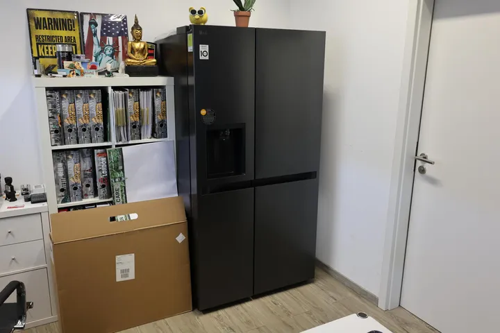 LG Side-by-Side Kühl-Gefrierkombination